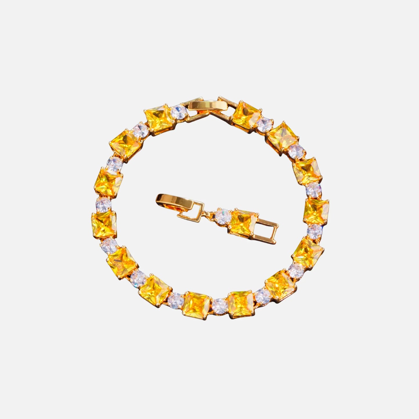 Cube Bracelet | Gold
